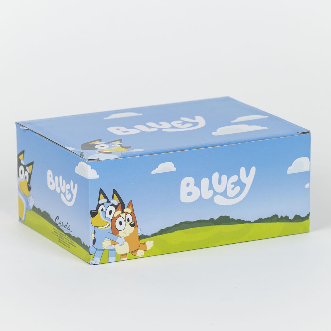 TENISKY BLUYE, 26