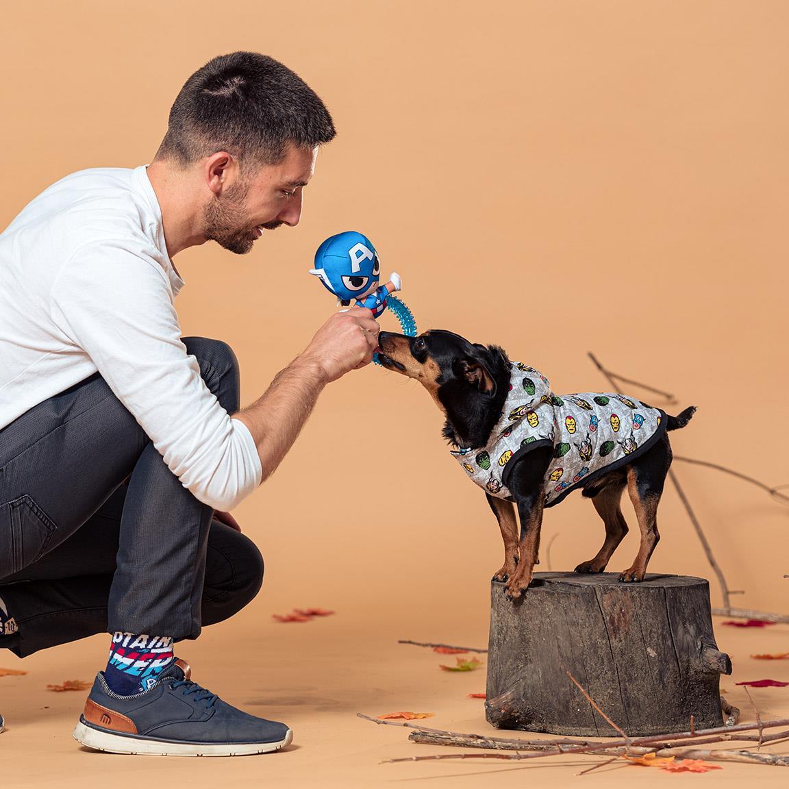 ZIMNÍ OBLEČEK PRO PSA  AVENGERS XS, XS